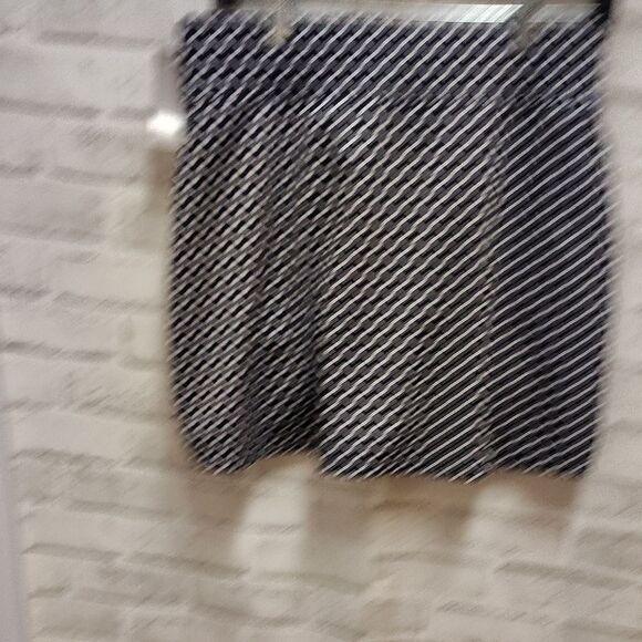 Fila Black and White Mini Bubble Skirt Casual - Picture 4 of 4